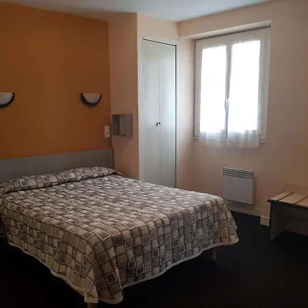 Saint Sebastien Hotel 2*