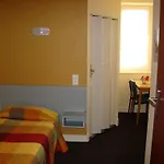 Otel Saint Sebastien 2*