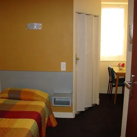 Hotel Saint Sébastien 2*