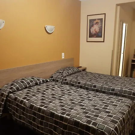 Saint Sebastien لورد